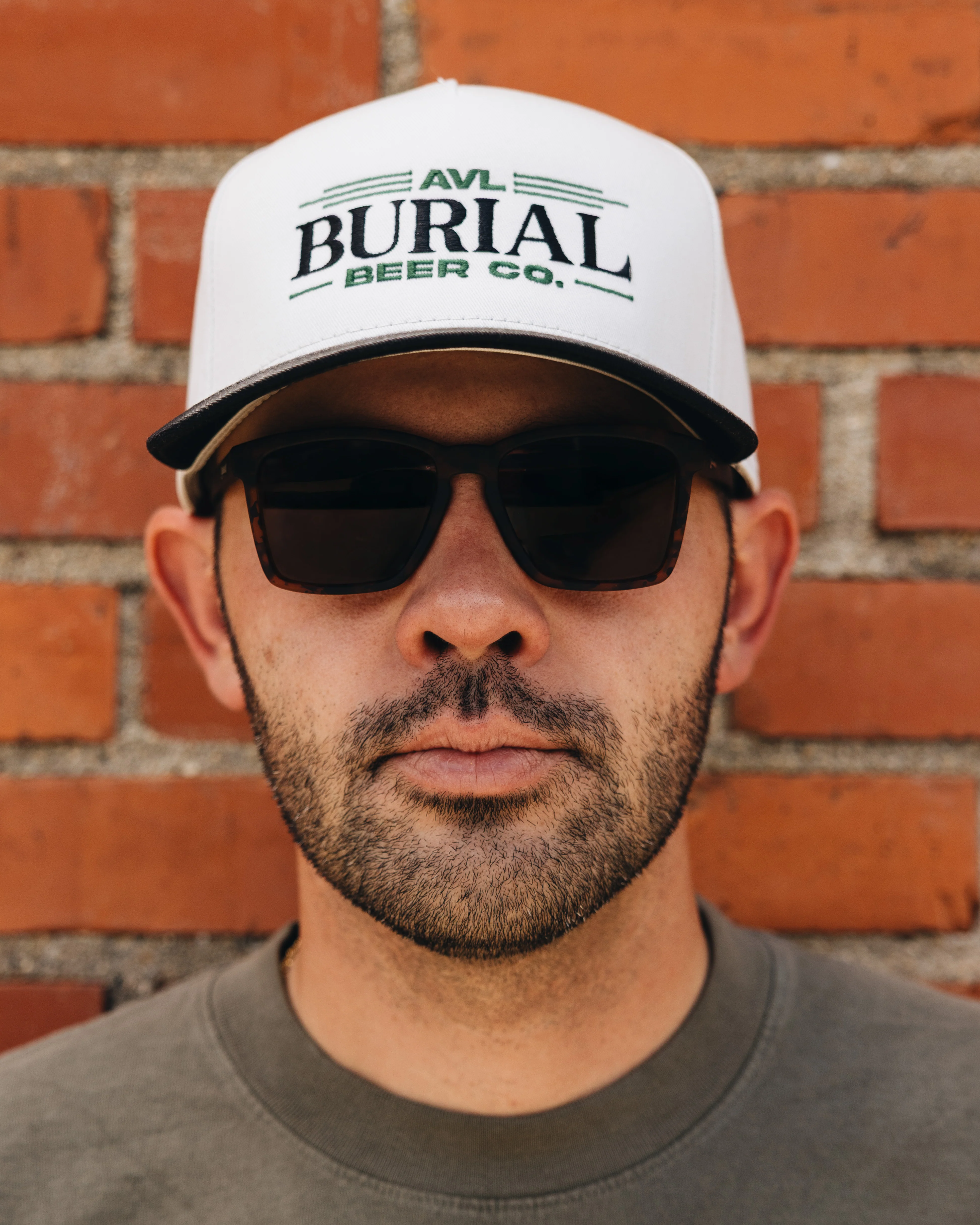 Two Tone Hat Ivory/Black